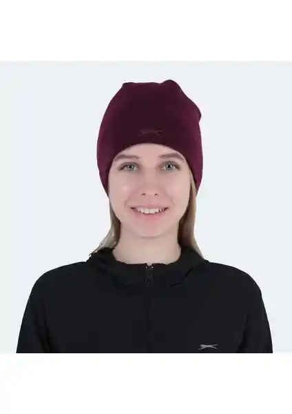 Slazenger BENT Polar Unisex Bere - Kış Şıklığı ve Konforu Sunan Sıcak Aksesuar