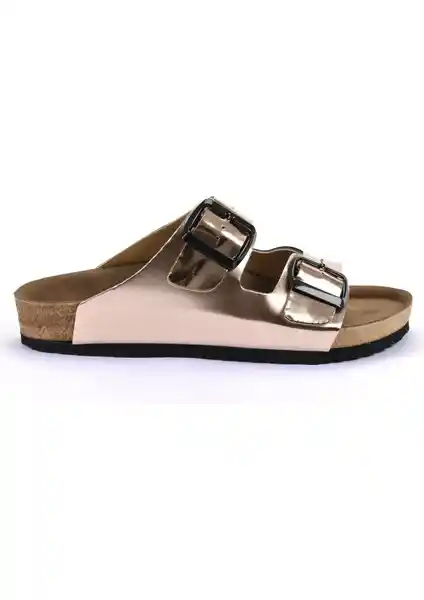 Slazenger LENS Kadın Gümüş Sim Terlik Modern Tasarımı ve Konforuyla Öne Çıkıyor