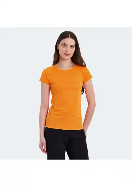 Slazenger RELAX IN Kadın Slim Fit Tişört: Yazlık Spor ve Günlük Kullanım İçin Uygun