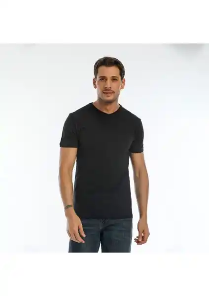 Slazenger SARGON KTN Erkek Siyah Tişörtü Şıklık ve Konfor Sunan Modern Tasarım