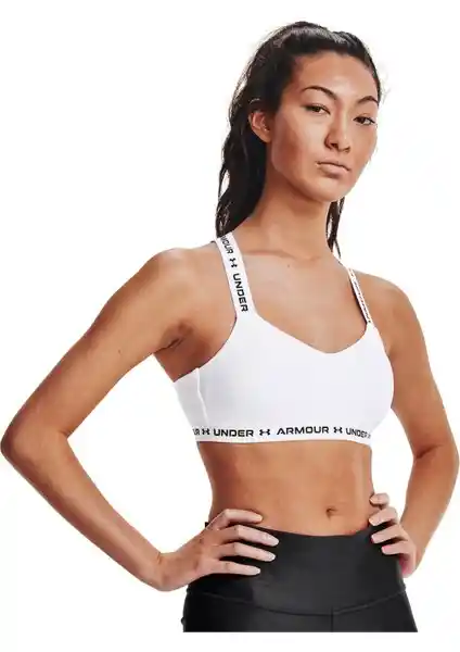 Under Armour Kadın UA Crossback Low Spor Sütyeni: Modern Tasarım ve Fonksiyonellik Bir Arada