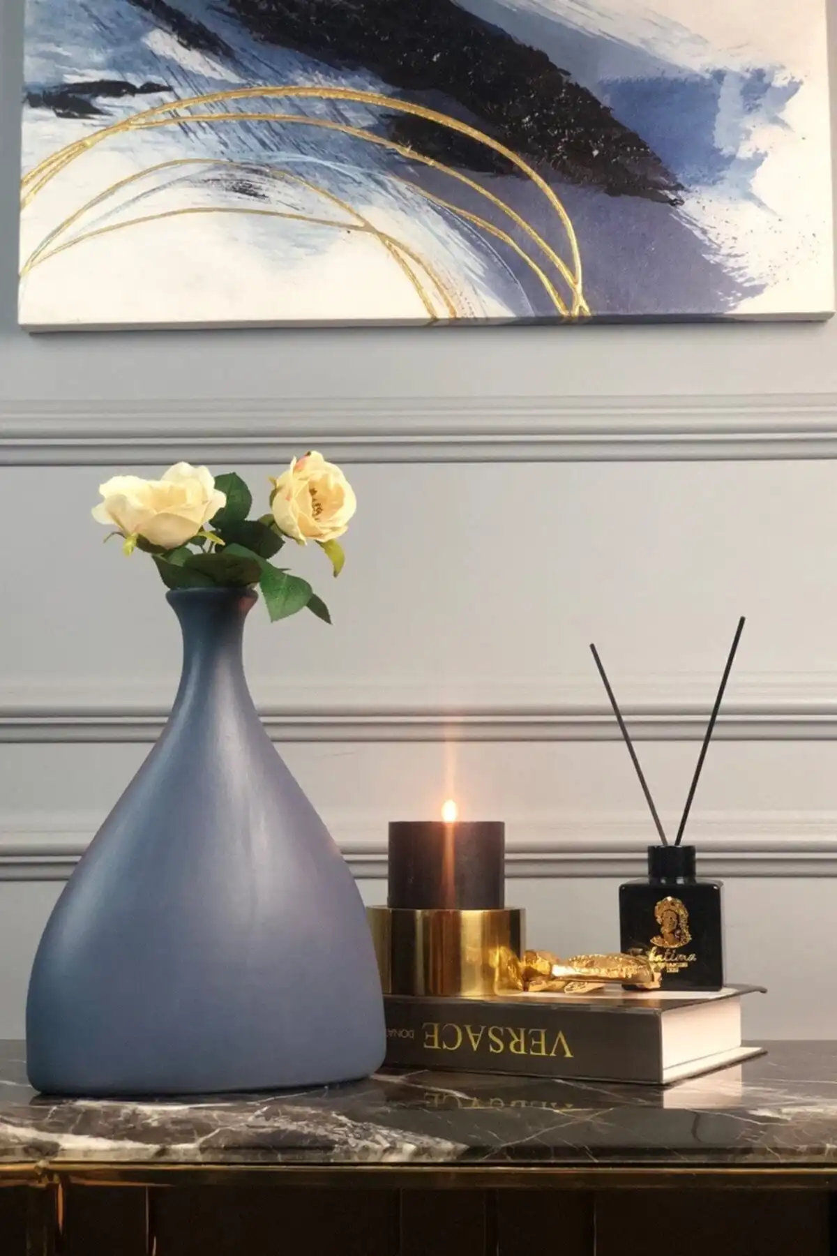 AstreHome Seramik Asimetrik El Yapımı Vazo: Minimalist Tasarım ve Estetik Detaylar