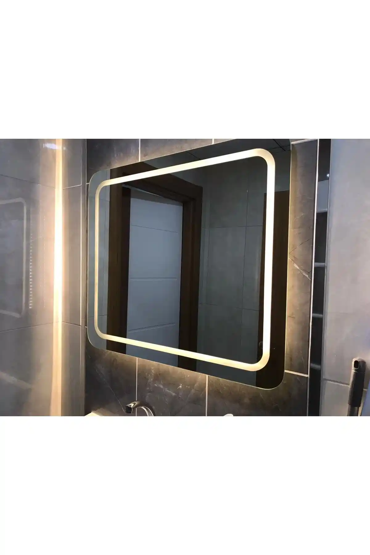 Genel Markalar 60x70 Led'li Kumlamalı Lavabo ve Banyo Aynası Ürünü İncelemesi