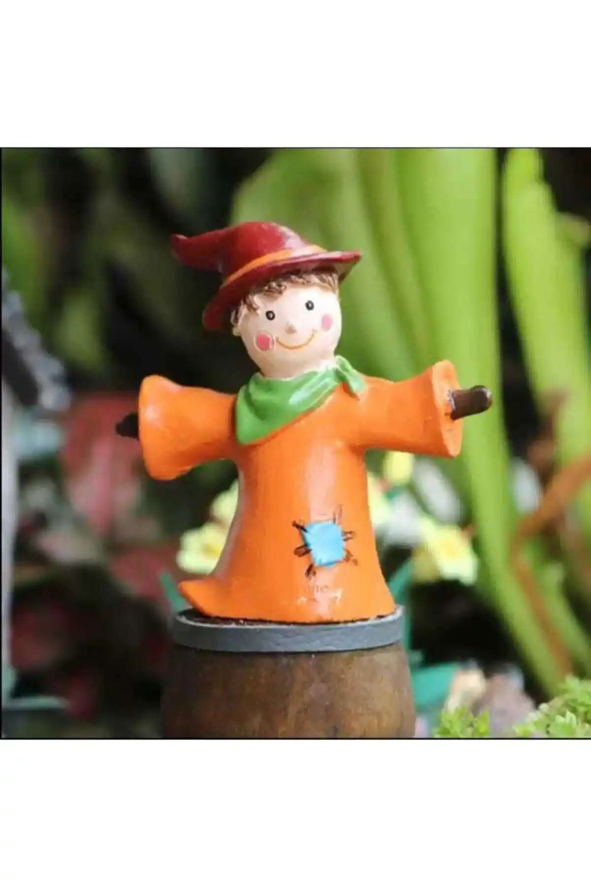 Himi Teraryum Objeleri: Cadı Şapkalı Korkuluklarla Doğayı Evinize Getirin