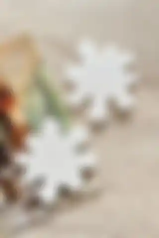 Mandalin Art Studio Kıvrımlı Beton Bardak Altlığı: Şıklık ve Dayanıklılık