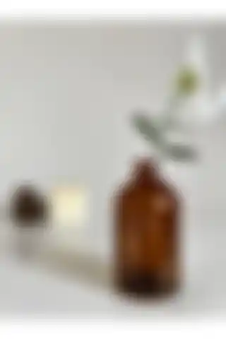 GO BLOBS 100ml Amber Kahverengi Mini Cam Vazo ile Estetik ve Fonksiyonellik