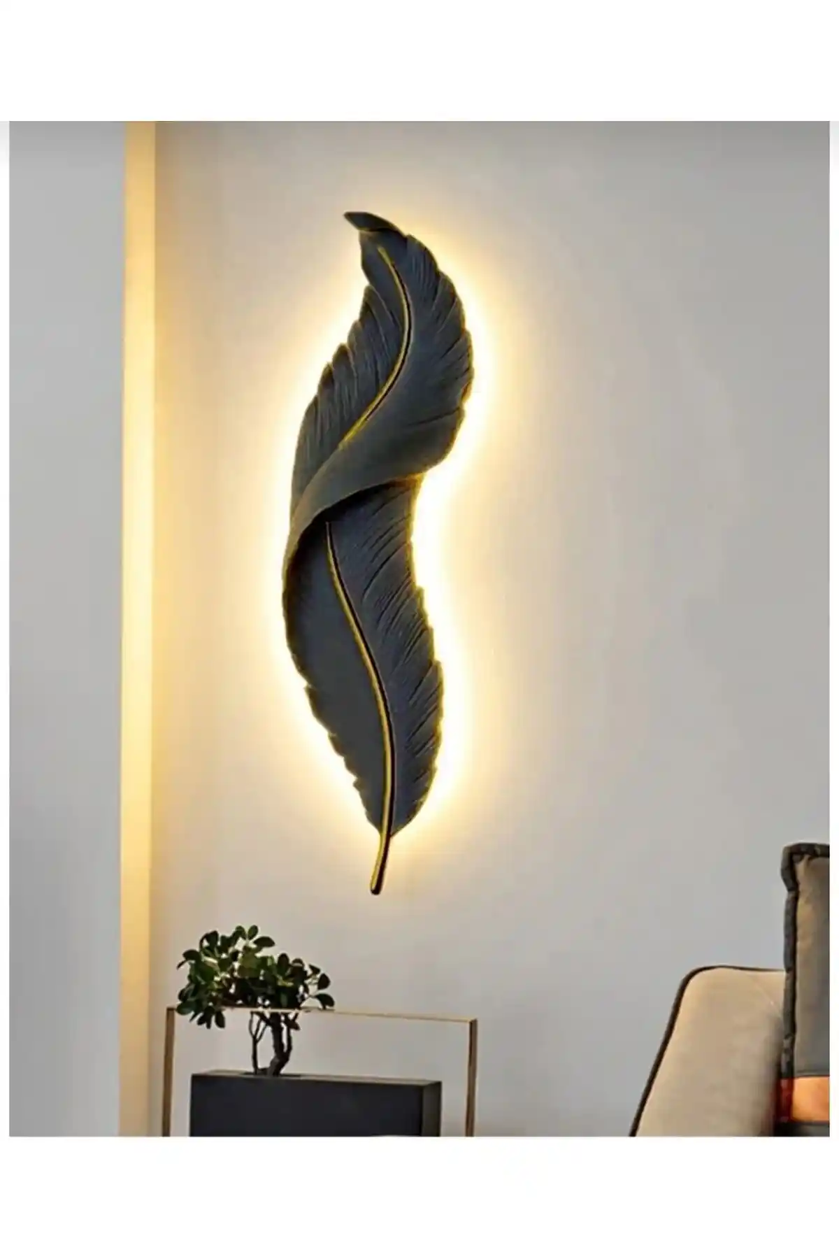 Luluçik Büyük Boy Dekoratif Tüy Şeklinde Estetik Duvar Dekoru ile Modern Dokunuş