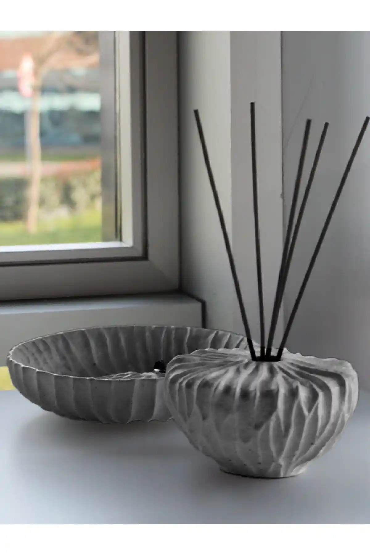 The Craft Thor Dalga Desenli Modern El Yapımı Beton Vazo ile Evinizi Şık Hale Getirin