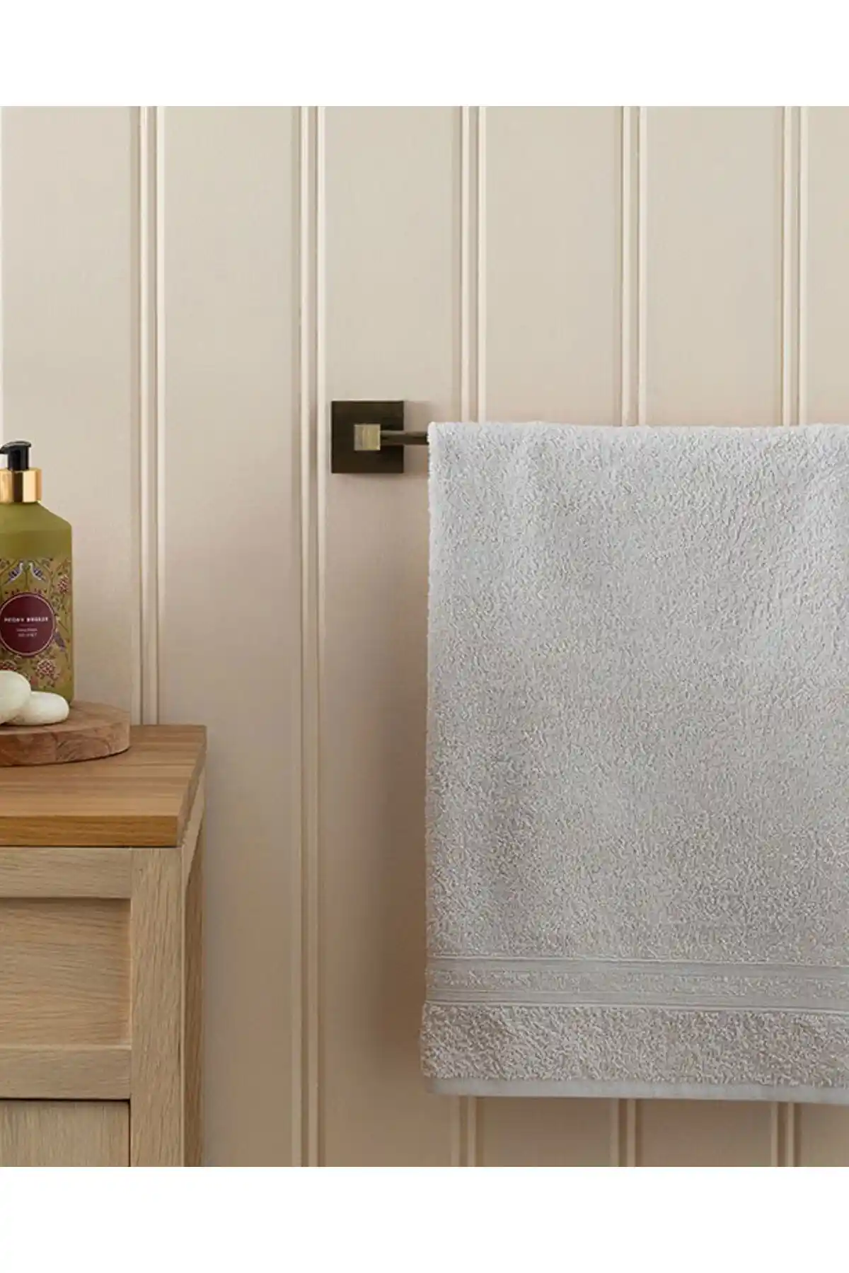 English Home Pure Basic Yüz Havlusu: Şık ve Dayanıklı Pamuklu Banyo Havlusu