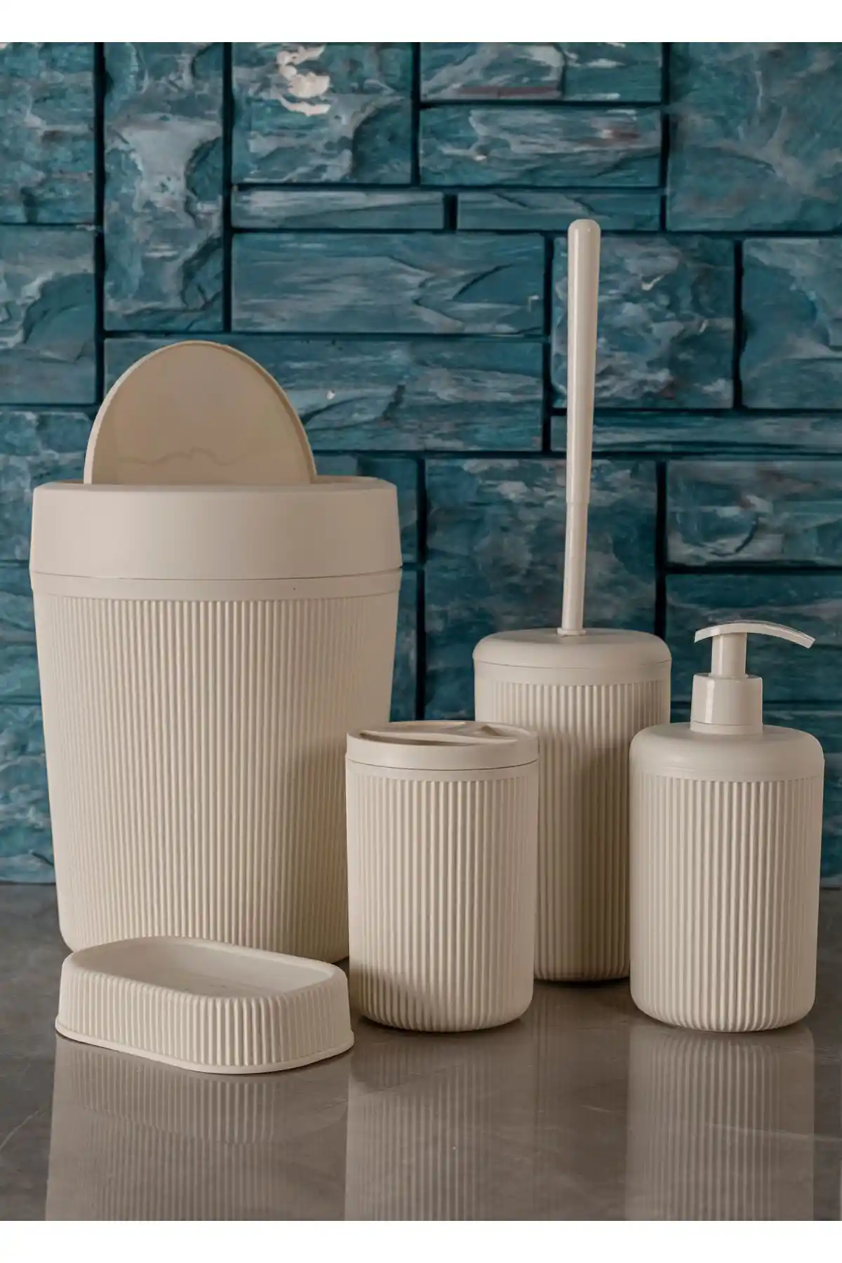 Genel Markalar 5 Parça Banyo Seti VC-150 ile Şık ve Dayanıklı Banyo Dekorasyonu