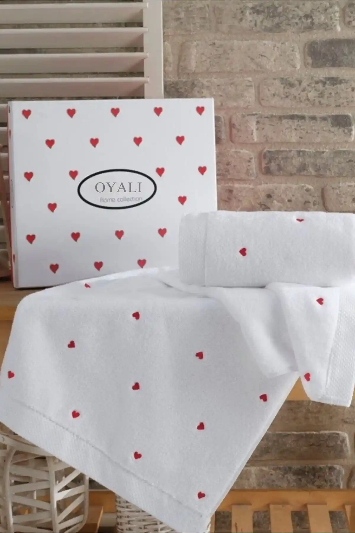 Genel Markalar Organik Pamuk Mikrocotton Kalp Nakışlı El-Yüz Havlusu Ürün Tanıtımı