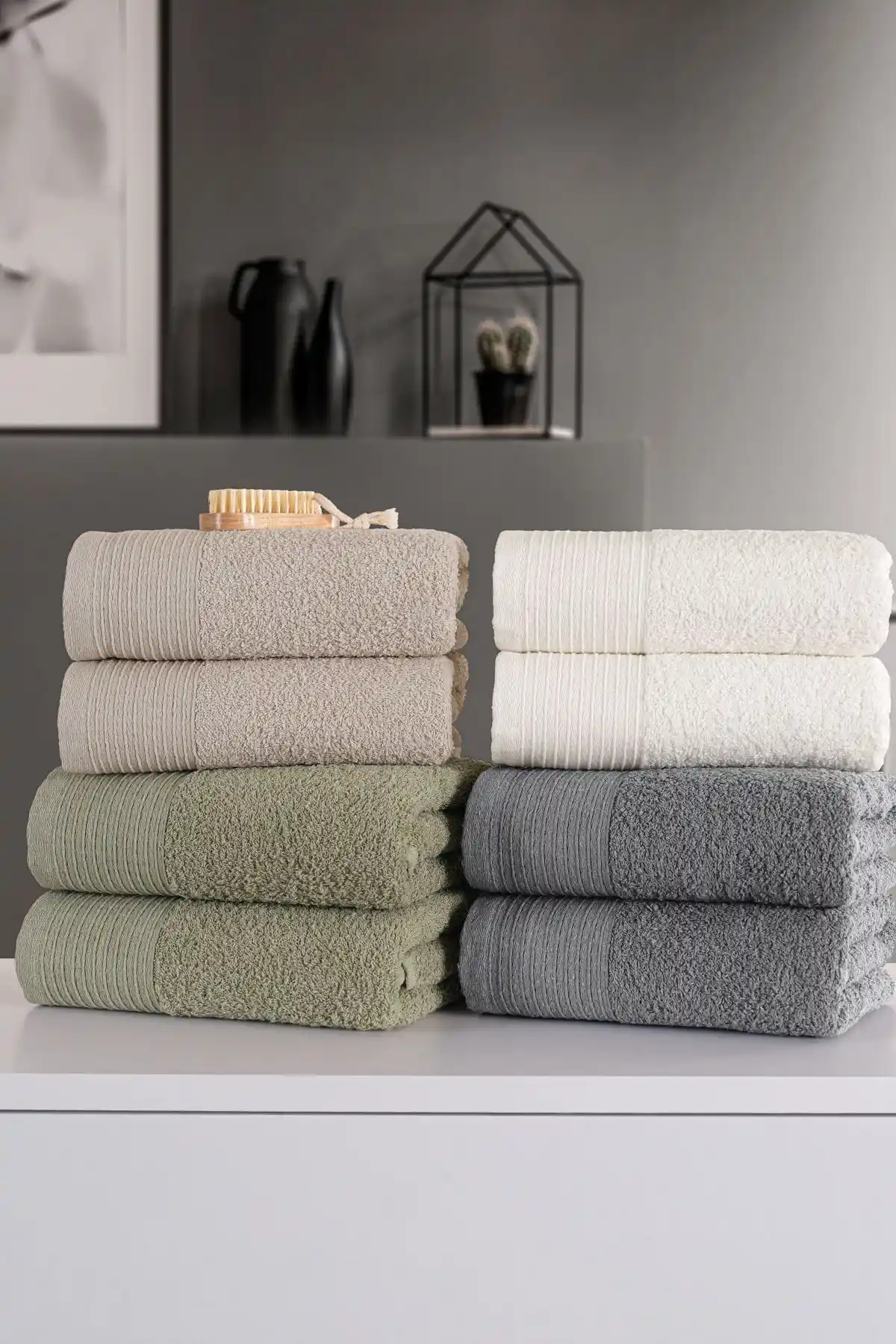 Güvenal Sıla 8'li Pamuk Havlu Seti 50x90cm Şık ve Kullanışlı Banyo Havluları