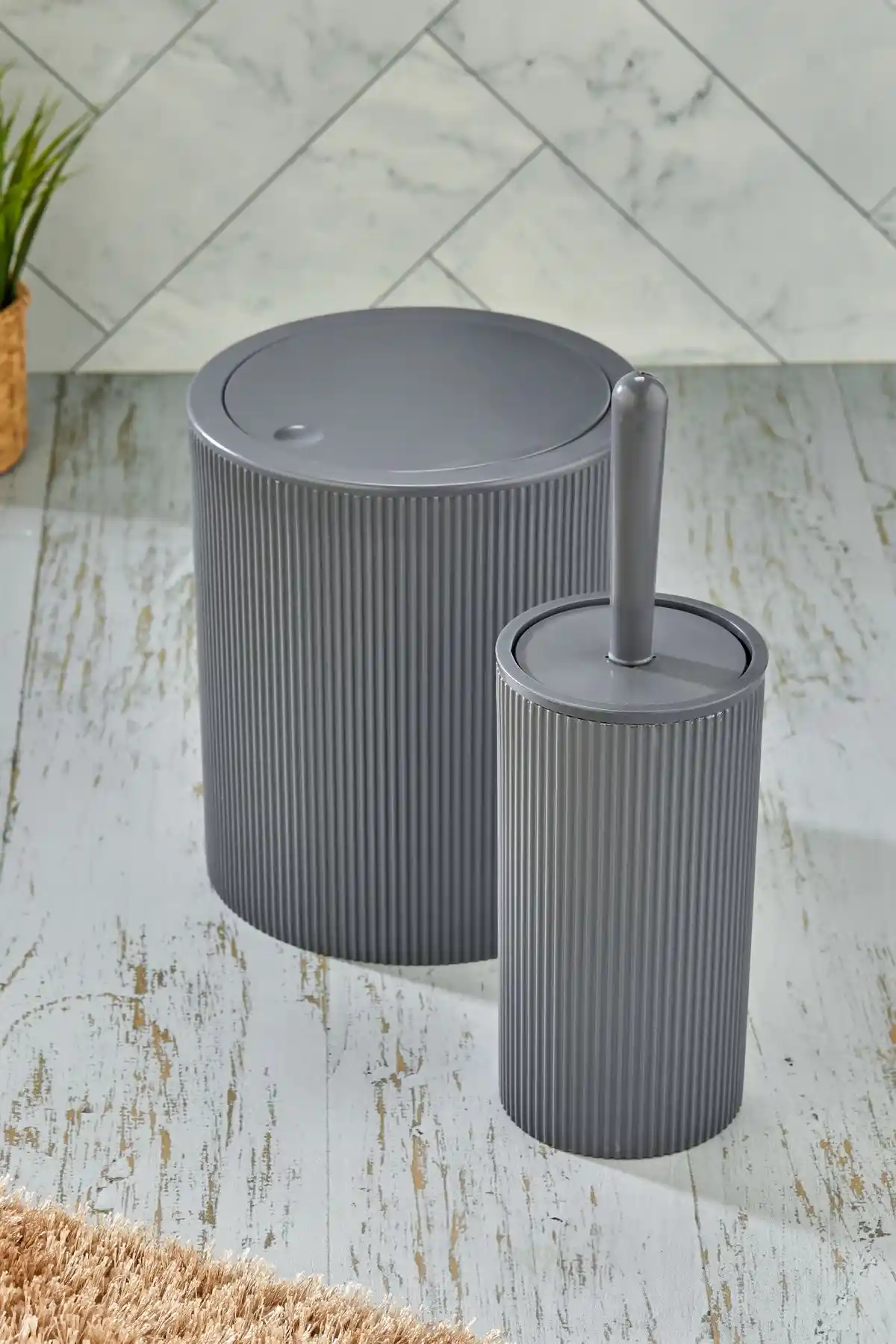 Homie 2 Parça Yuvarlak Banyo Seti Modern ve Şık Tasarımıyla Kullanışlılık Sunar