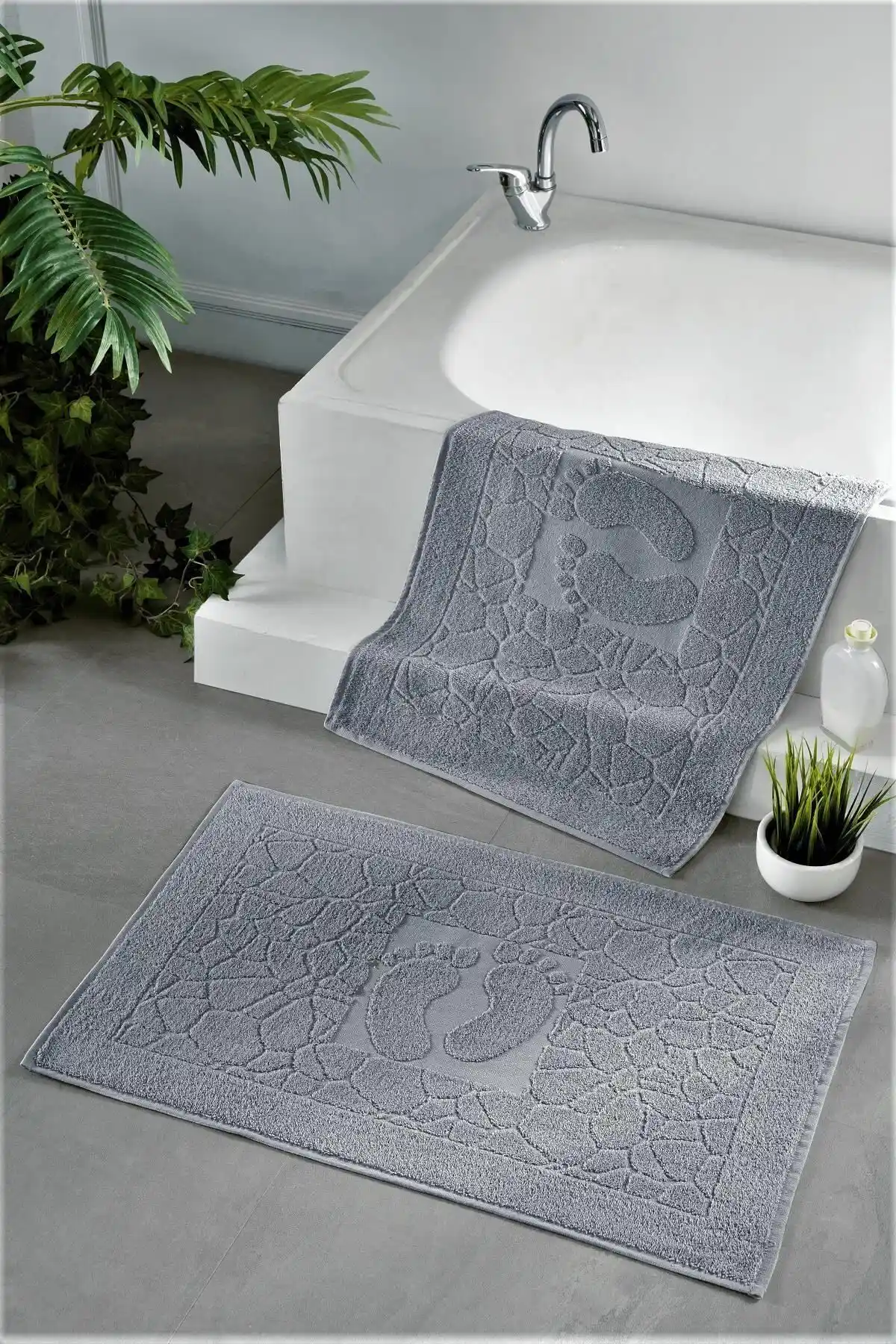 Kardelen Ekstra Yumaşak Pamuklu Banyo Paspasları: Konfor ve Estetiğin Birleşimi