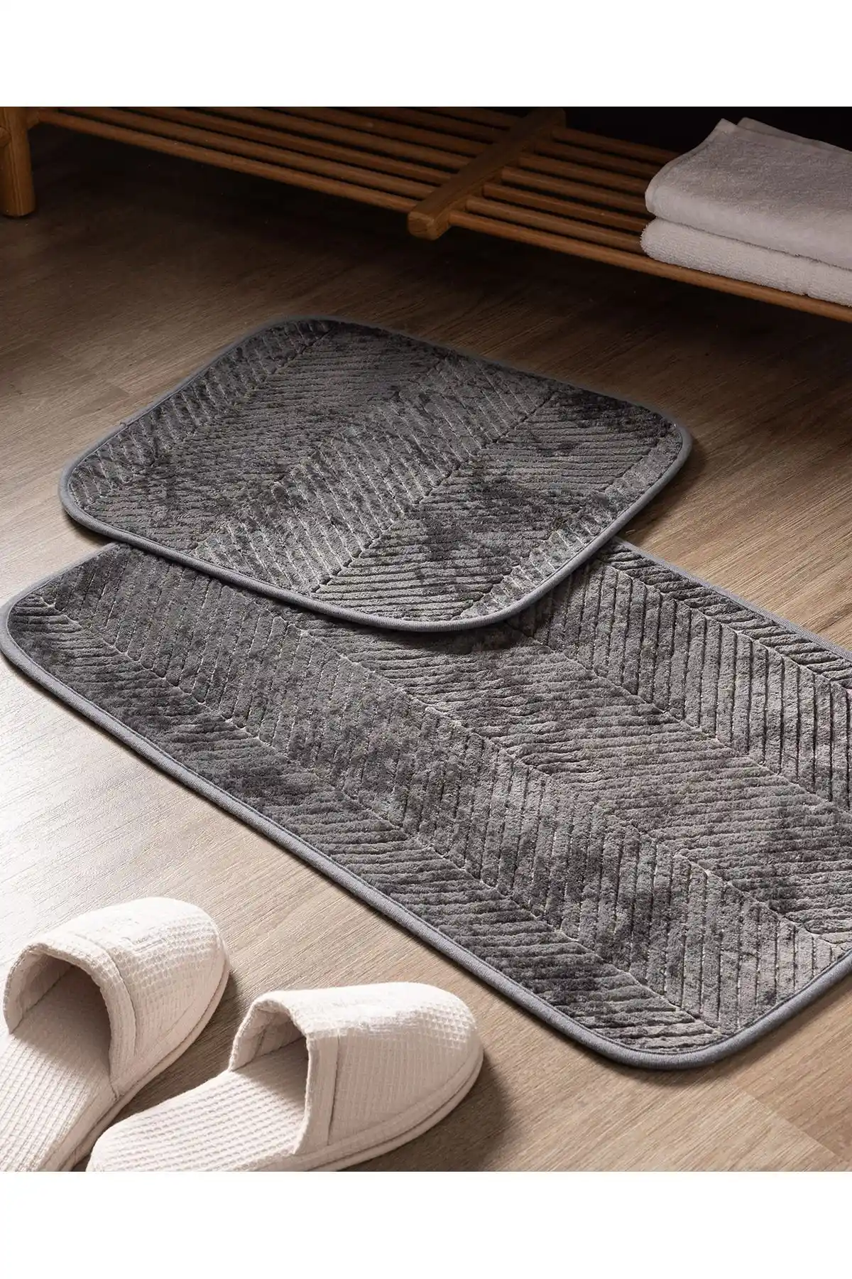 Madame Coco Eze Antrasit Banyo Paspası Şık Tasarımı ve Kaymaz Özelliğiyle Güvenli Kullanım