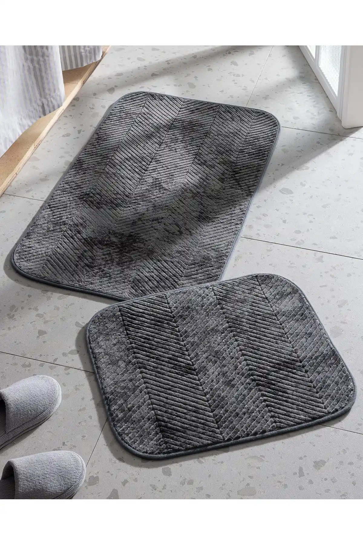 Madame Coco Eze Banyo Paspası Antrasit Renkli Kaymaz ve Dayanıklı Tasarım