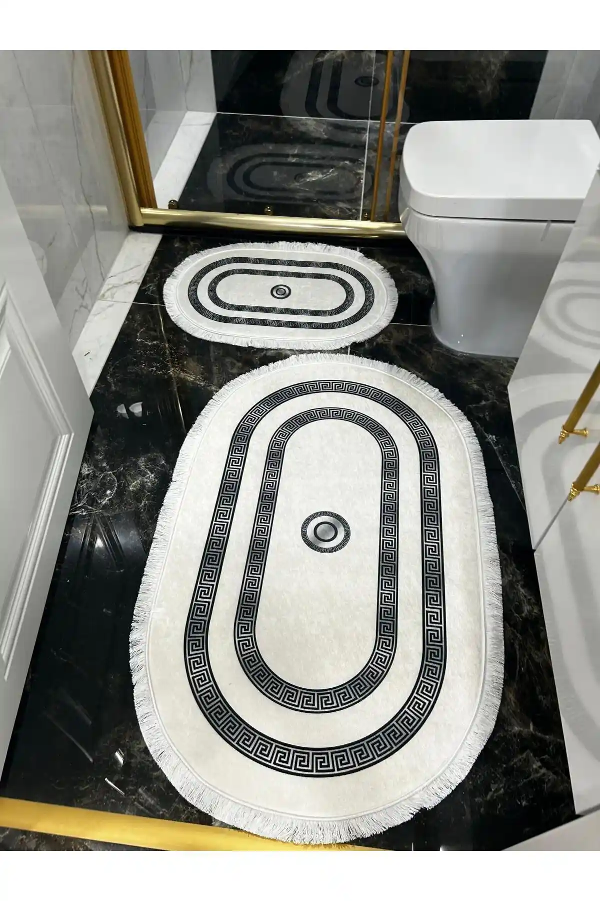 Modern Tasarımlı Banyo Paspası - Kaymaz, Dayanıklı ve Estetik Ürün