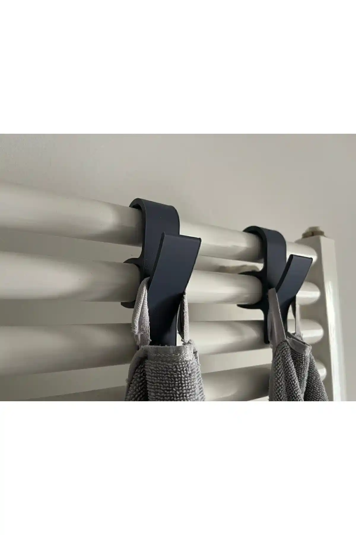 Mosilla Havlupan Askısı Modern Tasarım ve Dayanıklılık Sağlayan Banyo Aksesuarı