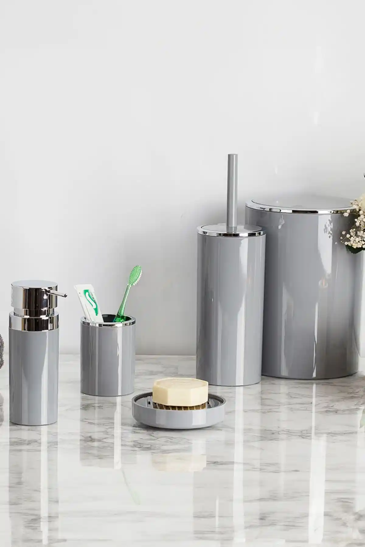 Prima Nova Lenox Gri Banyo Seti: Modern ve Fonksiyonel Aksesuarlar