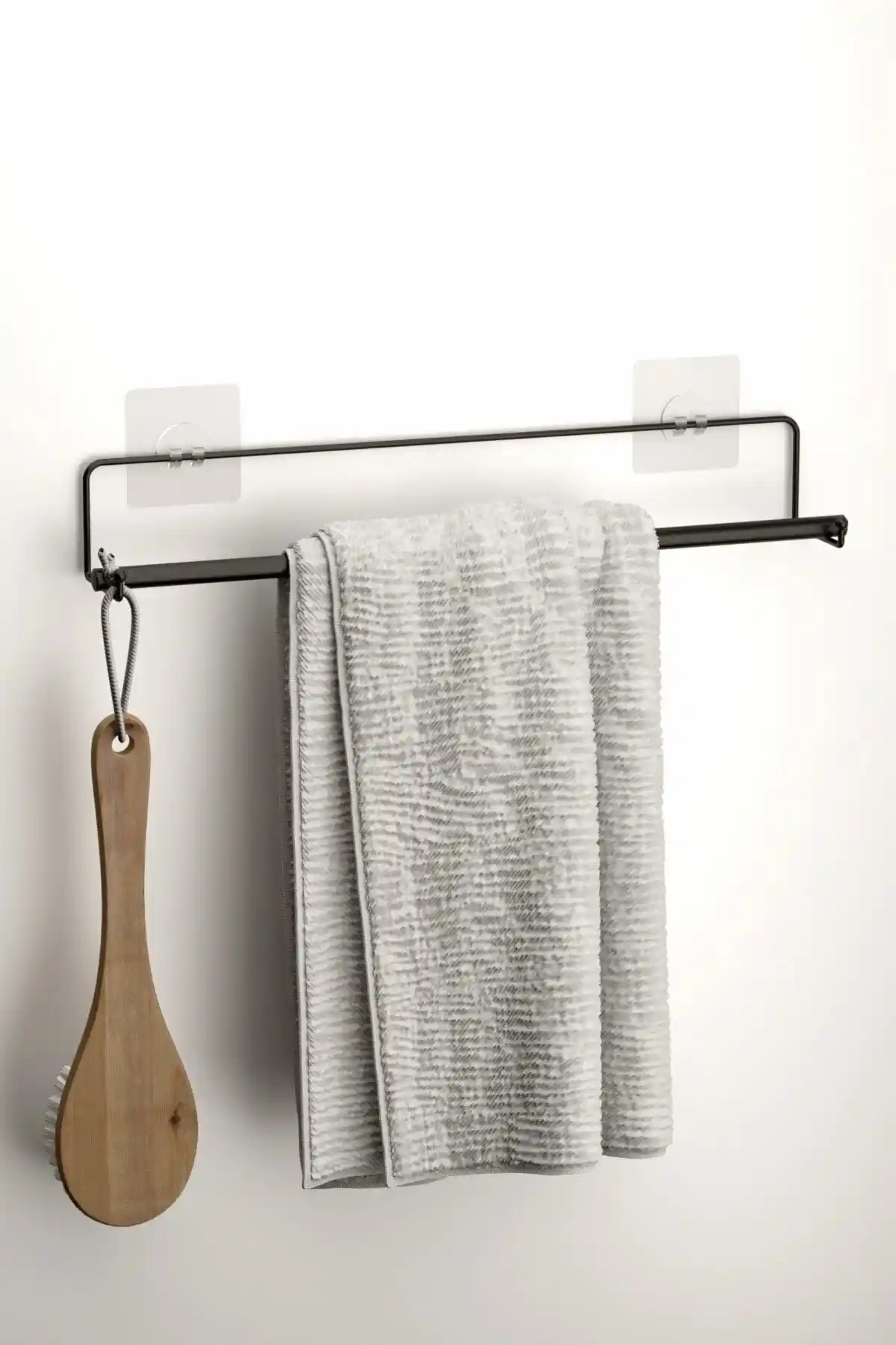 Teknotel Siyah Mat Yapışkanlı Kancalı Havluluk: Modern ve Pratik Banyo Aksesuarı