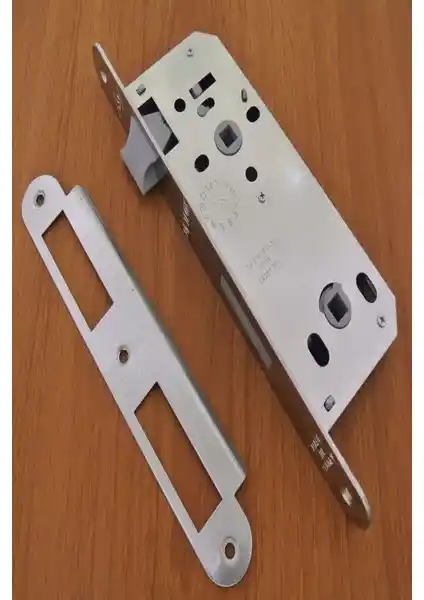 Azm Hırdavat Metlox Krom Oval Wc Sessiz Kapı Kilidi Güvenlik ve Estetik Birlikteliği