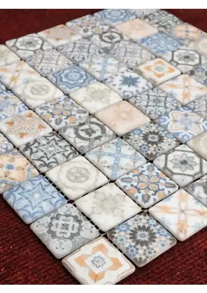 Desenli Cam Mozaik ile Modern ve Estetik İç Mekân Dekorasyon Çözümleri