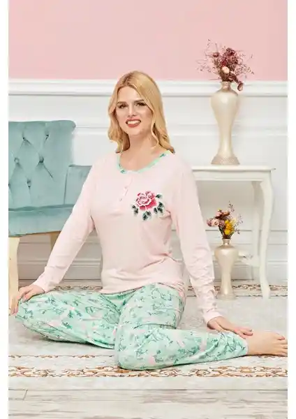 Kapsül AVM Bayan Uzun Kollu Pijama Takımı Model No 7595 Konfor ve Şıklık Sunar