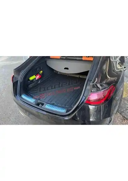 Mercedes GLC Coupe İçin Badela 2025 Kauçuk Bagaj Havuzu Özellikleri ve Kullanım Avantajları