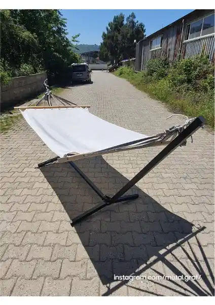 Metalgraf Metal Hamak Ayağı: Dayanıklı ve Pratik Bahçe ve İç Mekan Destek Ürünü