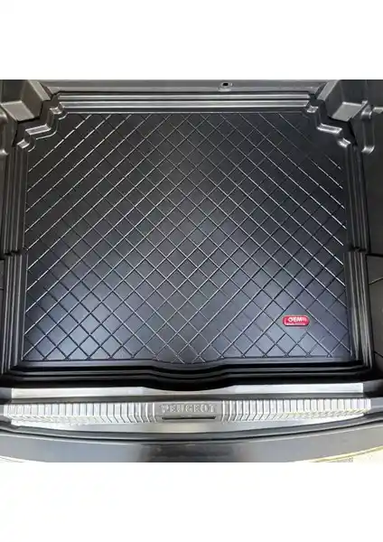 Peugeot 3008 2016-2023 Model OEM Alt Bagaj Havuzu Dayanıklı ve Estetik Koruma Çözümü