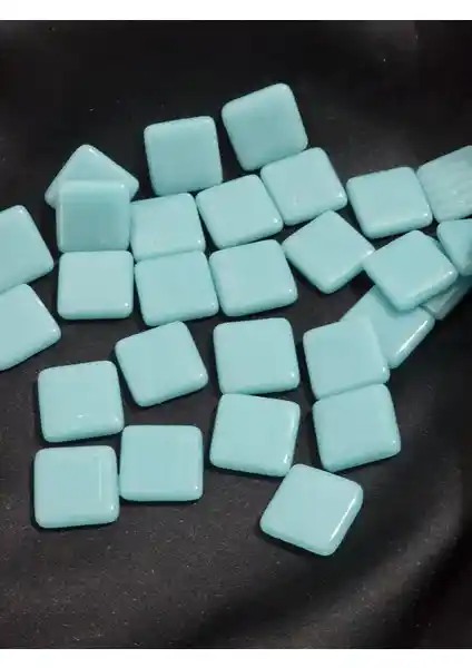 Sanatsal Cam Mozaik Taşı: Estetik ve Dayanıklılığı Bir Arada Sunan Çok Yönlü Malzeme