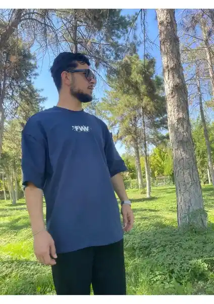 Vanessa Design Siyah Baskılı Pamuk Tişört Günlük ve Şık Kullanım İçin Uygun