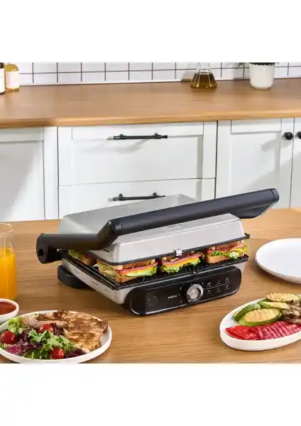 Karaca Gastro Grill Pro ve Tuğra Mini Tost Makinesi Karşılaştırması