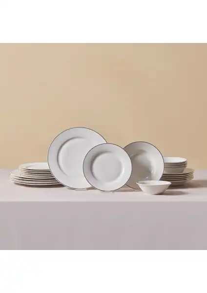 Karaca Yemek Takımı Karşılaştırması: Elegance Bone Rebeca ve Square Bone Royal Lace İncelemesi