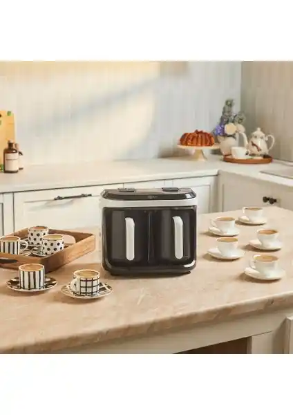 Türk Kahve Makinesi Karşılaştırması: Karaca Hatır Hüp Düet Aroma ve Philips 5000 Serisi