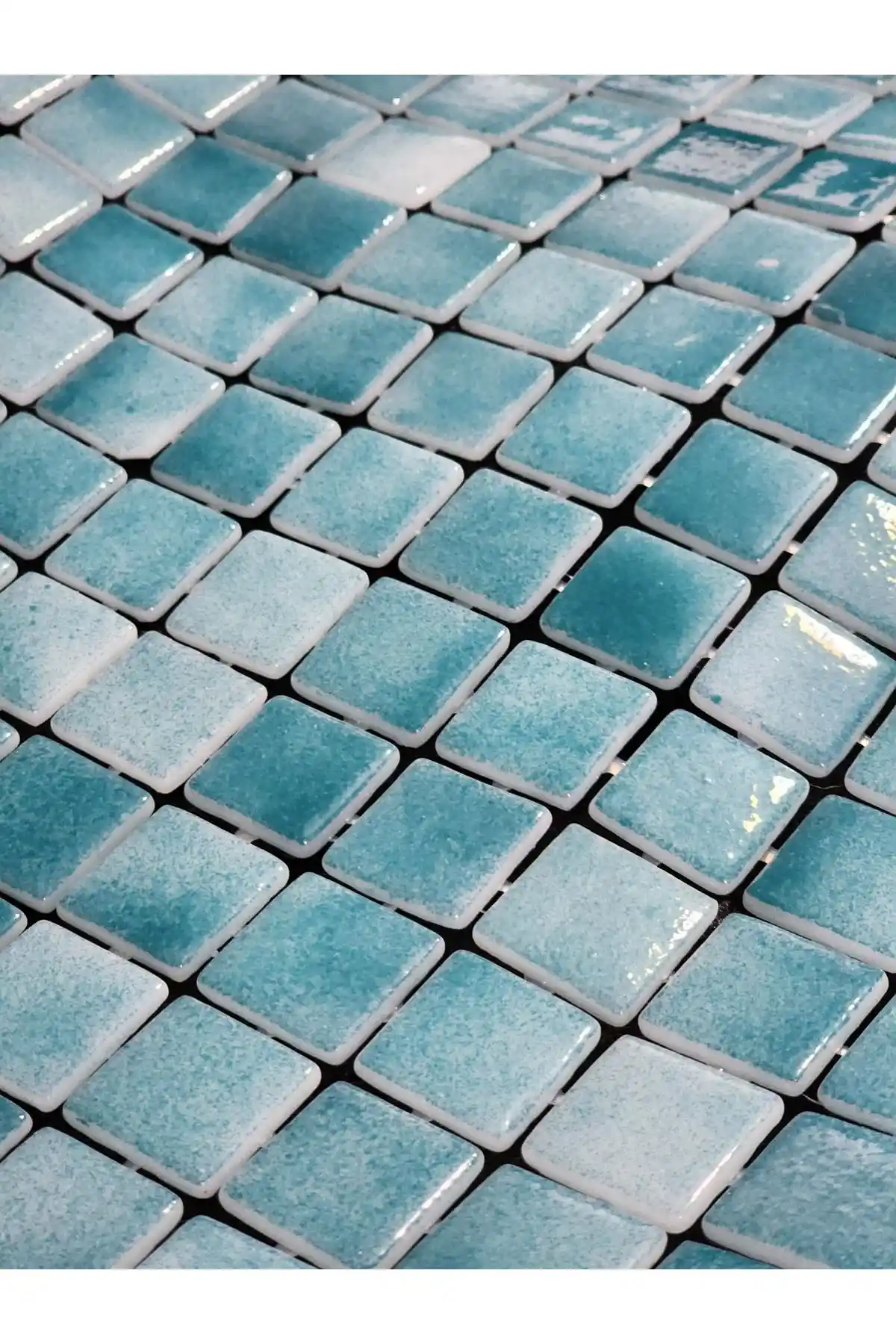 Atölye Öğretmenim Cam Mozaik: Fonksiyonel ve Estetik Çözümler için İdeal Ürün