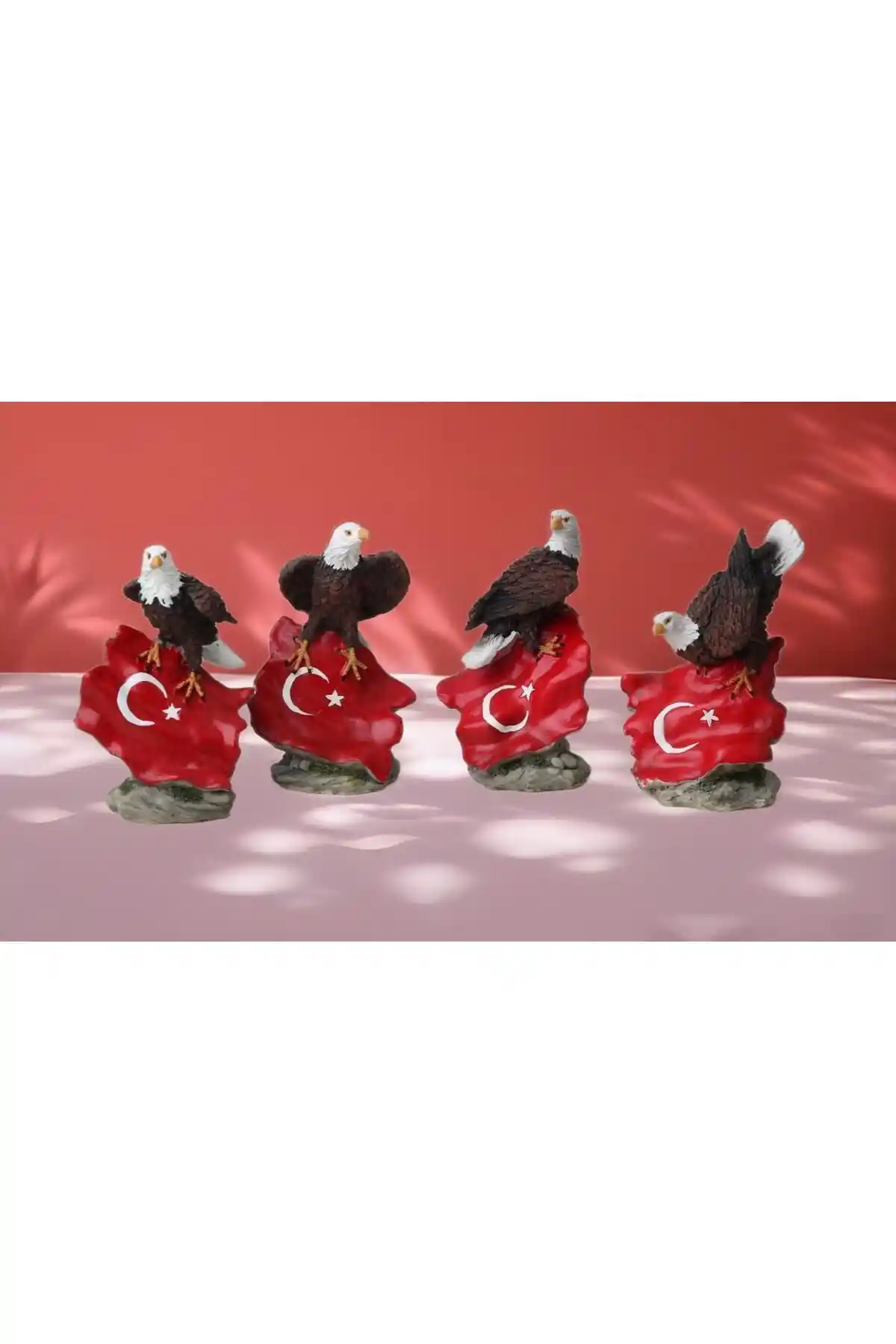 E-life Shop Türk Bayrağı Üzerinde Kartal Biblo Heykel ile Dekorasyon Şıklığı