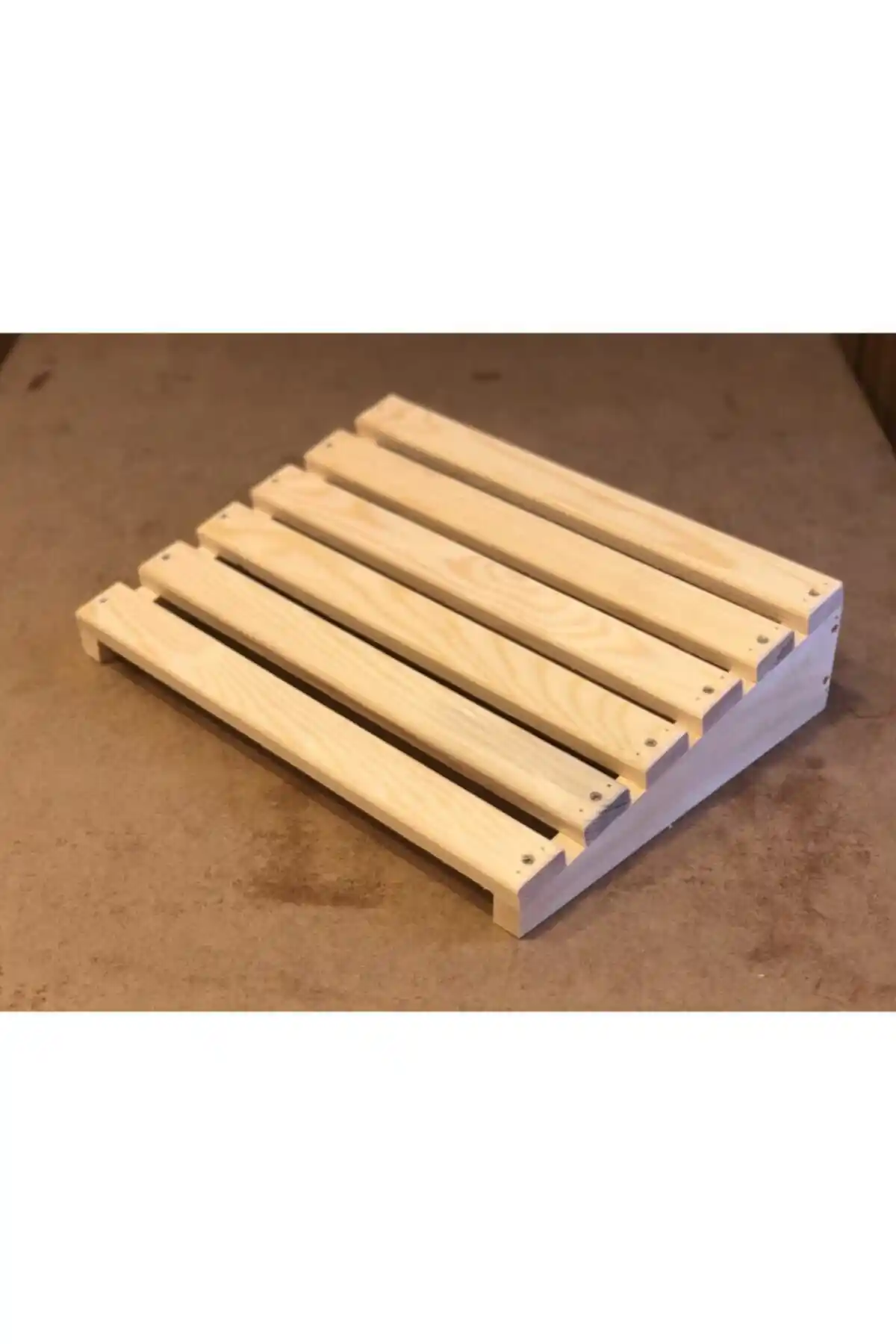 Genel Markalar Masa Altı Ayaklık: Konfor ve Şıklığı Bir Arada Sunuyor