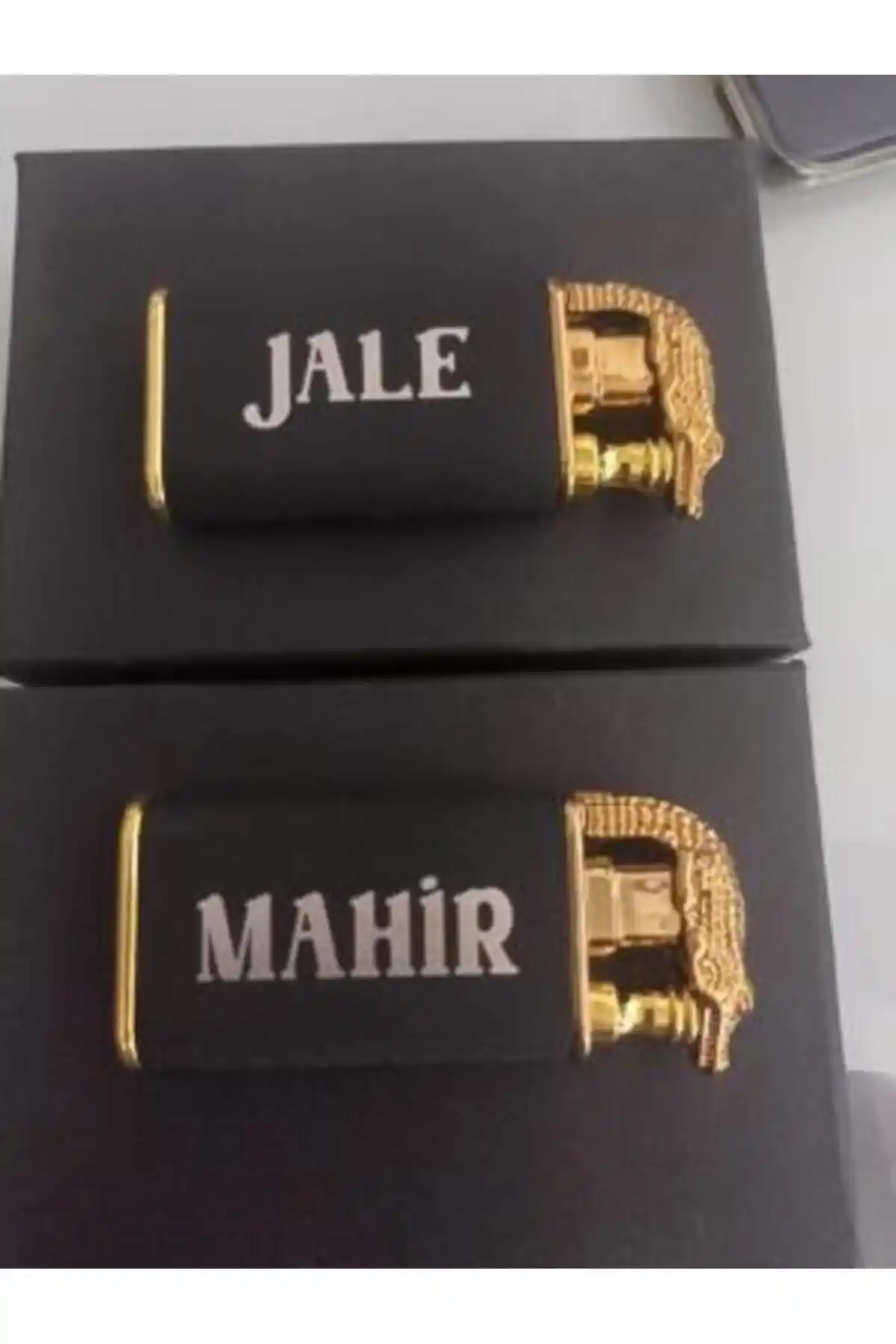 Kişiye Özel Ejderha Başlı Metal Çakmak: Şıklığı ve Fonksiyonelliği Bir Arada