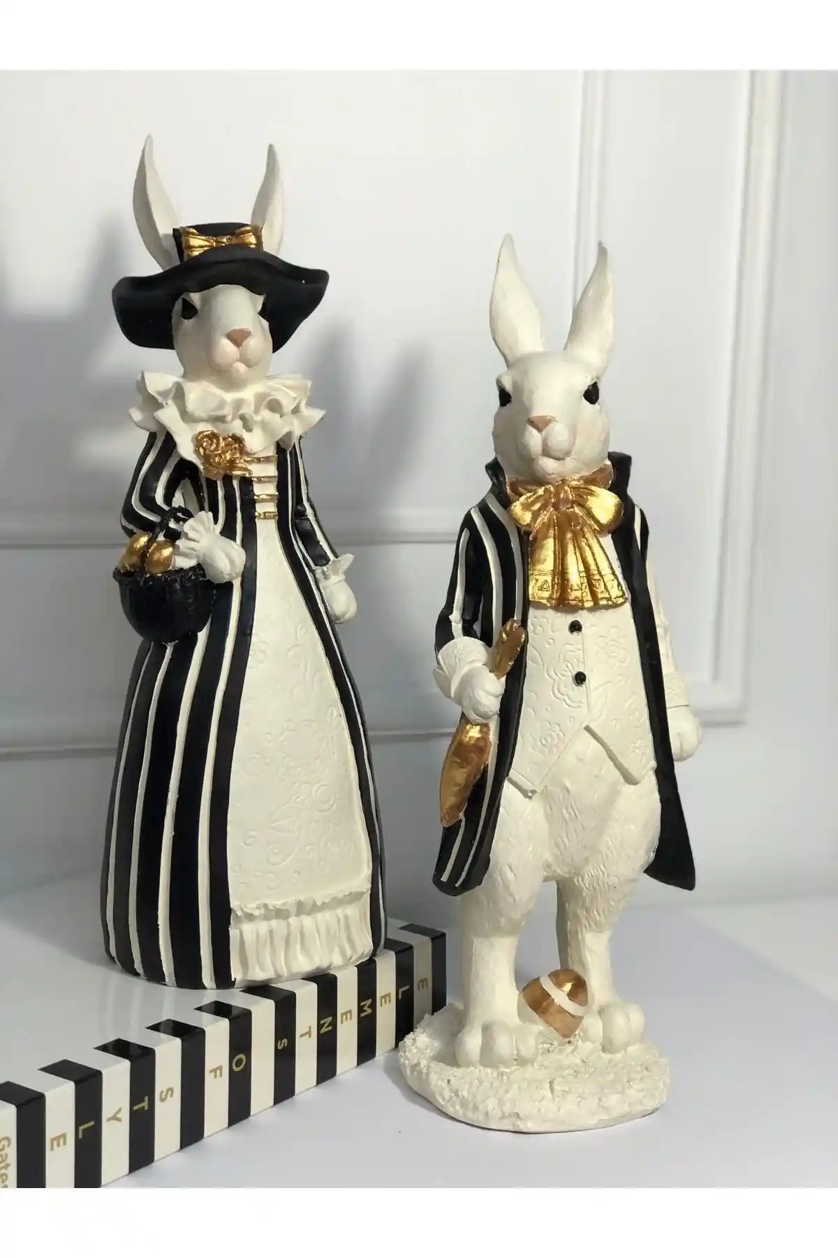 Tual Hobi Sanat'tan Dekoratif Tavşan Çift Heykeli ile Evinizi Şıklaştırın