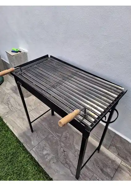 İklim Ayaklı Demir Mangal: Dayanıklı ve Kullanışlı Tasarımıyla Pişirme Deneyimini Geliştirir