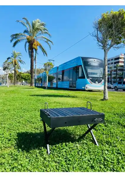 İklim Kamp Piknik Mangalı: Dayanıklı ve Pratik Tasarımıyla Kamp ve Piknik Keyfi