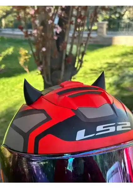 Motosiklet Kaskı Şeytan Boynuzu Aksesuarı 2'li Set ile Tarzınızı Yansıtın