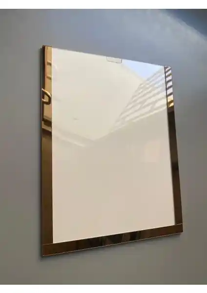 Yönline A4 Bronz Aynalı Belge Çerçevesi Modern ve Dayanıklı Ofis Dekorasyonu Ürünü