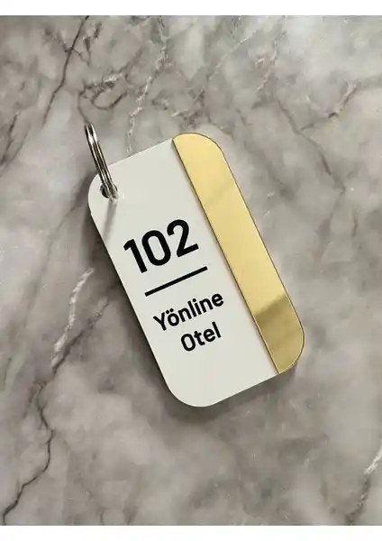 Yönline Beyaz ve Gold Pleksi Kişiselleştirilebilir Otel Anahtarlıkları Ürün Tanıtımı ve Özellikleri