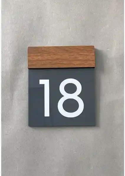 Yönline Minimal Kapı Numarası: Modern ve Dayanıklı İç ve Dış Mekan Kullanımı İçin