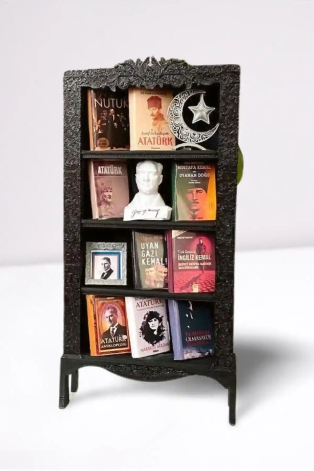 Piyo Design Atatürk Temalı Minyatür Kitaplık İle Evinize Tarih Katın