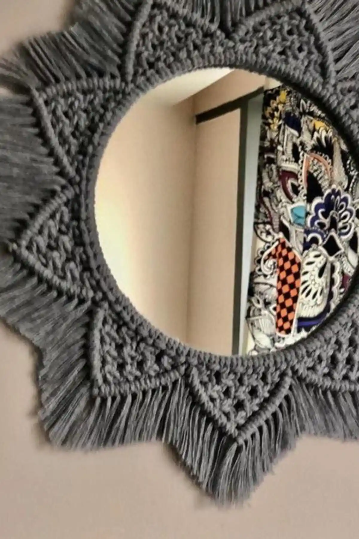 UG Wood Design Koyu Gri Bohem Makrome Ayna: Şık ve Fonksiyonel Tasarım