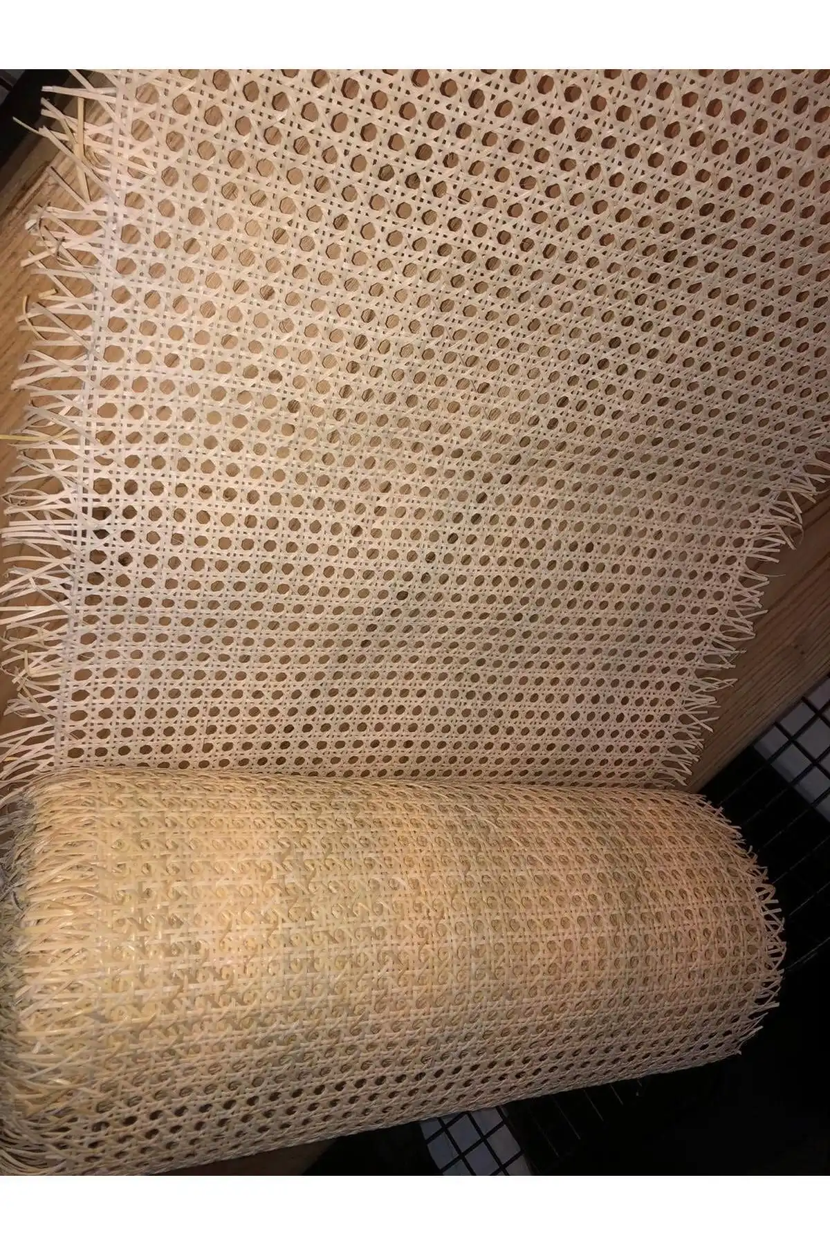SerPLASTİK 45 cm x 1 m Plastik Hazeran Hasır İle Estetik ve Fonksiyonel Dekorasyon