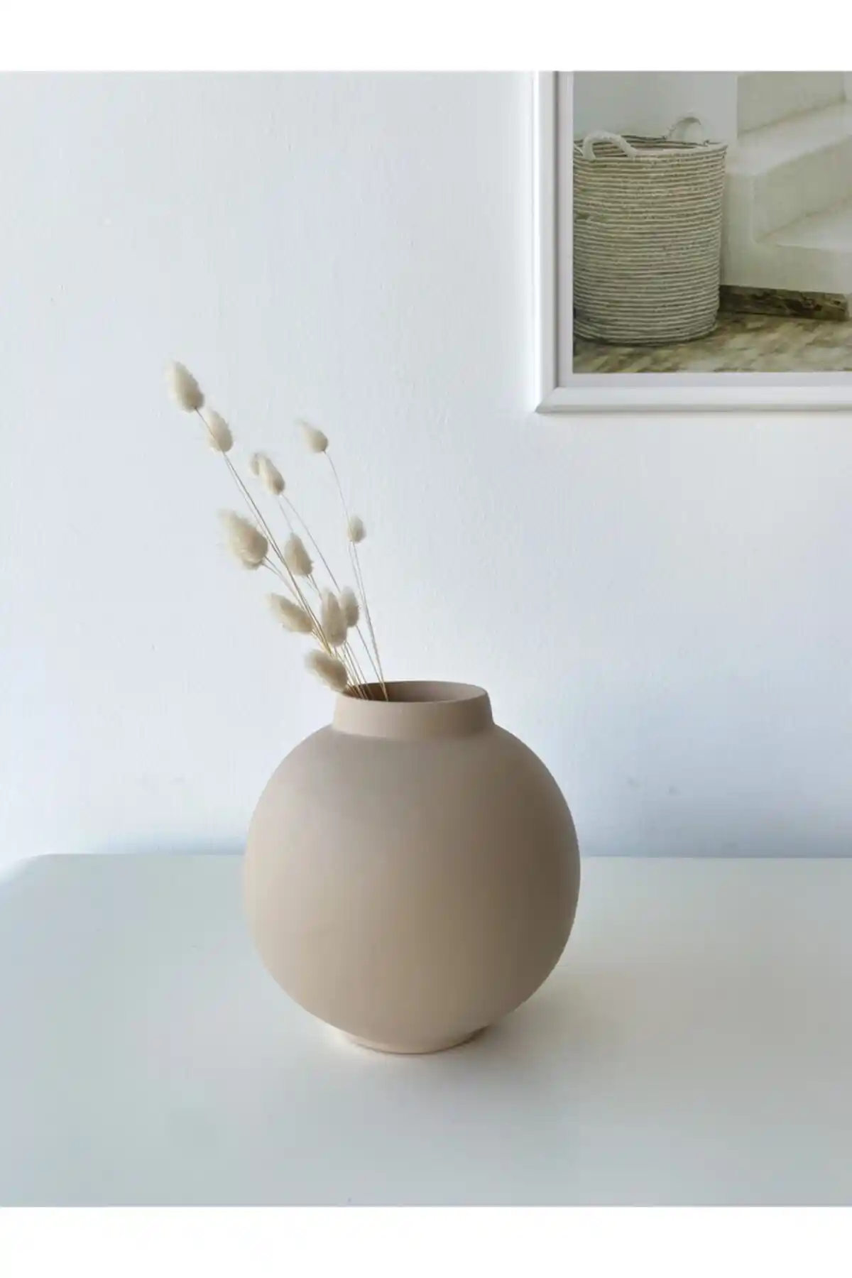 TROVE Topik Seramik Vazo: Şıklığı ve Görselliği Bir Arada Sunan Modern Tasarım